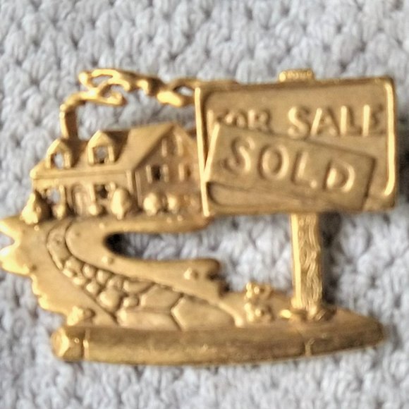 Realtor Brooch Brag Pin Jewelry - Realtor Brooch Pin Vintage House For Sale Sold Sign Real Estate Gold AJC Trophy